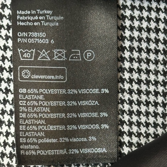 Houndstooth Mini Skirt - Picture 4 of 5